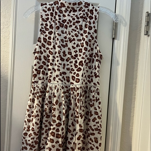 Anthropologie animal print tunic style button down shirt sleeveless flowy - Picture 10 of 13